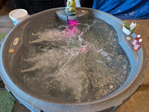 4 persoon jacuzzi🏊‍♂️  🚛 VANDAAG NOG BEZORGD🚛, Tuin en Terras, Bubbelbaden en Hottubs, Gebruikt, Filter, Ophalen of Verzenden