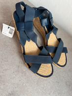 Blauwe sleehak sandalen maat 39, Kleding | Dames, Schoenen, Nieuw, Sandalen of Muiltjes, Blauw, Ophalen of Verzenden
