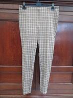 Dames broek C&A geruit maat 42 Z.G.A.N., Kleding | Dames, Broeken en Pantalons, Overige kleuren, Maat 42/44 (L), Ophalen of Verzenden