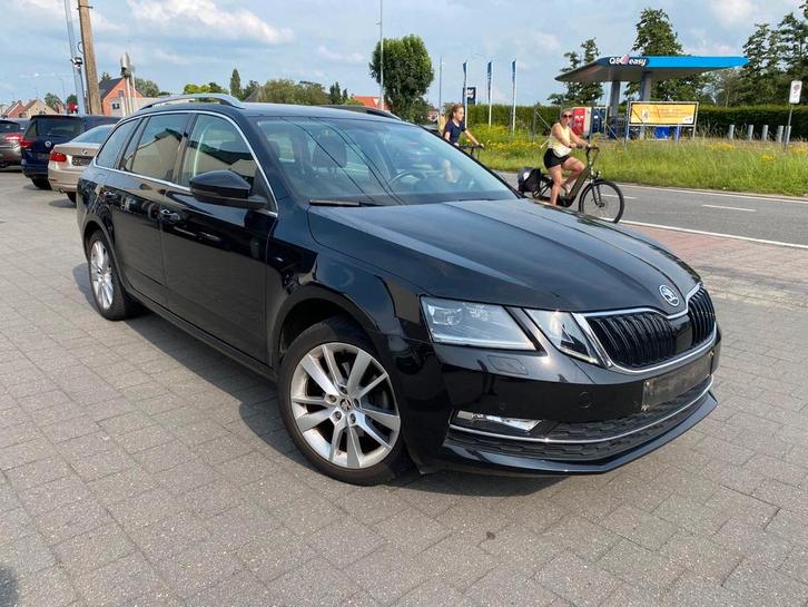 Skoda Octavia 1.5 TSI DSG, Auto's, Skoda, Particulier, Octavia, ABS, Achteruitrijcamera, Adaptieve lichten, Airbags, Airconditioning