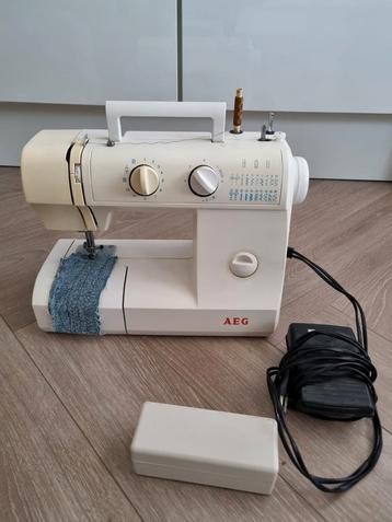 Aeg Naaimachine beschikbaar voor biedingen
