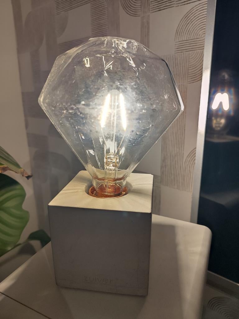 Zuiver tafellamp bolch beton, Ophalen of Verzenden, Zo goed als nieuw