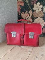 Oud rood leren schooltas, Gebruikt, Ophalen of Verzenden, Minder dan 30 cm, 30 tot 40 cm