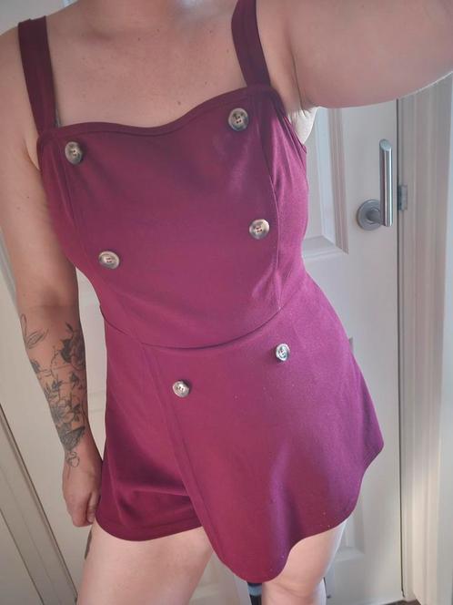 Zaful jumpsuit L 40 bordeaux rood zomer zonder mouwen, Kleding | Dames, Jumpsuits, Zo goed als nieuw, Maat 42/44 (L), Rood, Ophalen of Verzenden