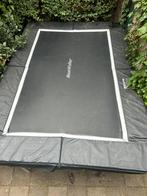 Moonwalker trampoline rechthoekig 320x215, Ophalen, Gebruikt