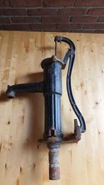 Antieke gietijzeren waterpomp – handpomp (jaren 1920–1950), Antiek en Kunst, Antiek | Gereedschap en Instrumenten, Ophalen