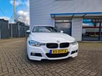 BMW 330e M-pakket Schuifdak 2016 Wit alcantara, 1998 cc, Achterwielaandrijving, Wit, Sedan