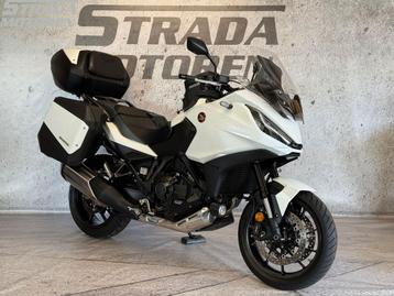 HONDA NT 1100 DCT (bj 2022) beschikbaar voor biedingen