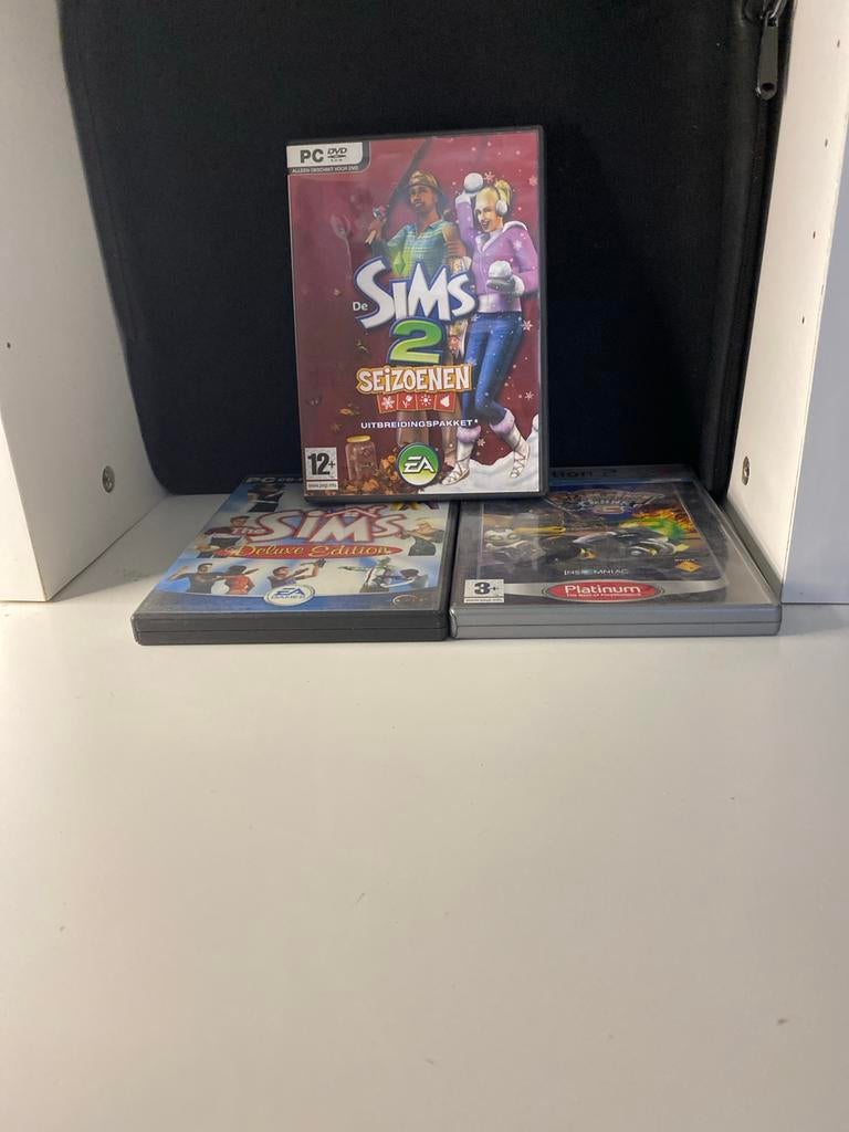 Sims 2 Seizoenen + Ratchet & Clank 3, Gebruikt, 1 speler, Ophalen of Verzenden, Vanaf 12 jaar