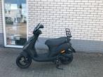 MOOIE PIAGGIO ZIP SP 45KM BROM MAT ZWART  4-T BJ2015 3000KM