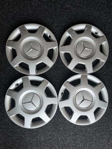 Mercedes Wieldoppen 15 inch - Origineel beschikbaar voor biedingen