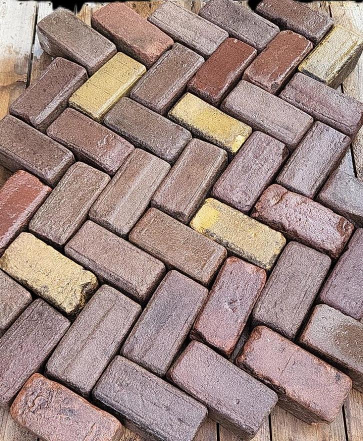 750m2 gebakken klinkers keiformaat bont 10 duims, Tuin en Terras, Tegels en Klinkers, Gebruikt, Klinkers, Keramiek, Ophalen