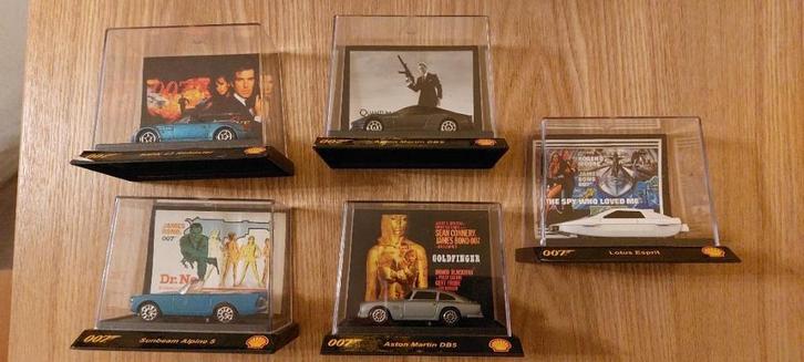 Modelauto's James Bond 007 Shell 5x, Hobby en Vrije tijd, Modelauto's | Overige schalen, Nieuw, Auto, Ophalen of Verzenden
