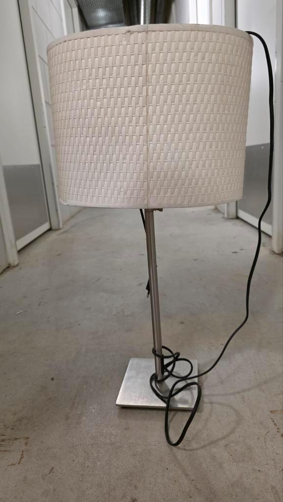 2x IKEA ALÄNG tafellampen, Huis en Inrichting, Lampen | Tafellampen, Gebruikt, Minder dan 50 cm, Ophalen