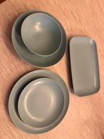 Serviesset 40-delig, zo goed als nieuw!, Huis en Inrichting, Keuken | Servies, Ophalen, Keramiek, Zo goed als nieuw, Effen