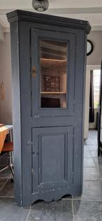 Robuuste oude kast met 2 deuren, Antiek en Kunst, Antiek | Meubels | Kasten, Ophalen