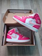 Nike air jordan 1 mid (gs) barbie maat 38 roze pink, Ophalen of Verzenden, Nieuw, Zwart, Sneakers of Gympen