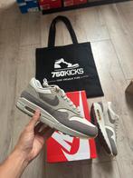 Nike Air Max 1 Premium Cave Stone Maat EU44 IB6390-001, Overige kleuren, Sportschoenen, Nieuw, Ophalen of Verzenden