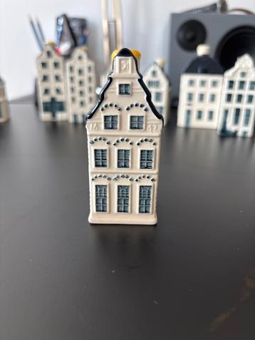 KLM Huisje #17 - Geseald en Vol beschikbaar voor biedingen