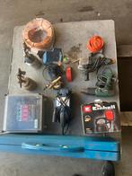 Gereedschap.     Partijtje compleet. Moet weg, Ophalen, Zo goed als nieuw