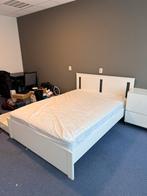 Bed frame with 2 storage boxes, white, 140x200, Wit, Tweepersoons, Zo goed als nieuw, 200 cm