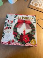 Kerstkrans Haakpakket - DIY Crochet Wreath, Hobby en Vrije tijd, Breien en Haken, Ophalen of Verzenden, Nieuw, Haken, Patroon of Boek