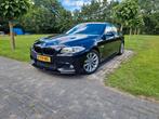 BMW 5-Serie 528I 180KW Sedan Aut8 2013 Zwart, Auto's, BMW, Automaat, Zwart, 2000 kg, Zwart