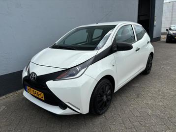 Toyota Aygo 1.0 VVT-i x-now - Airco beschikbaar voor biedingen