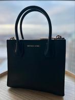 Michael Kors black small leather bag with belt, Sieraden, Tassen en Uiterlijk, Tassen | Damestassen, Handtas, Ophalen of Verzenden