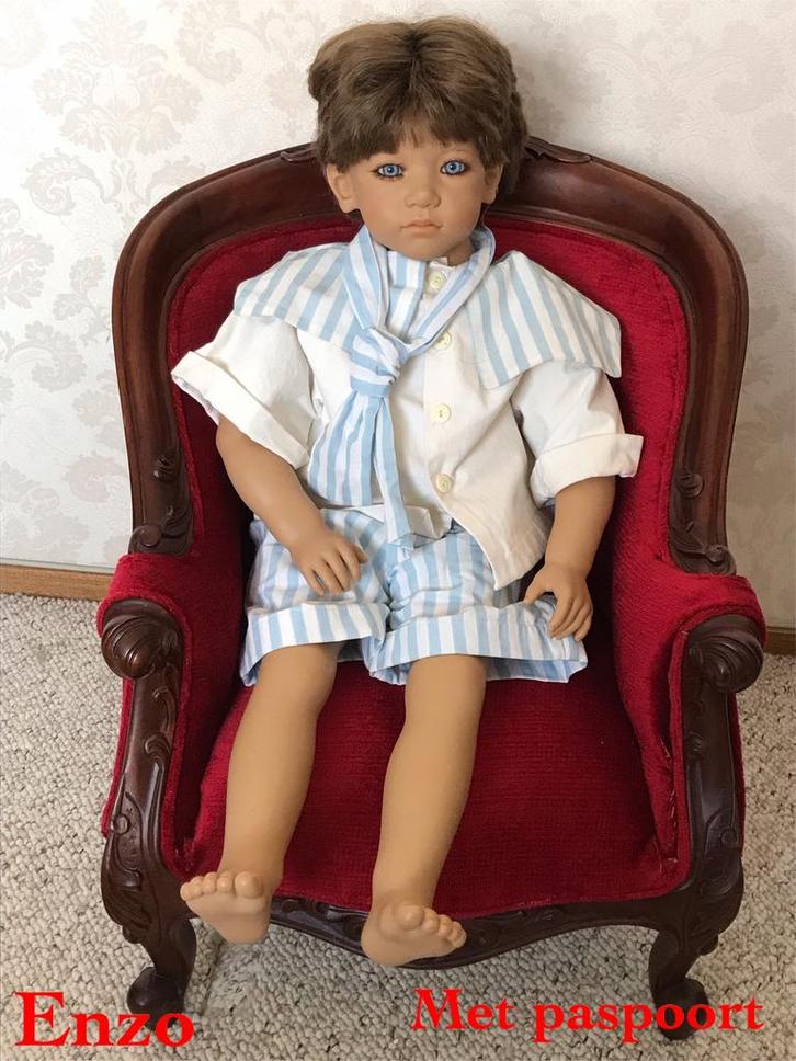 Anette himstedt pop genaamd ENZO, Verzamelen, Poppen, Zo goed als nieuw, Pop, Ophalen