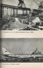 The Land of Soviets ~ The Country and the People ~ 1957, Verzenden, 20e eeuw of later, Gelezen, Europa