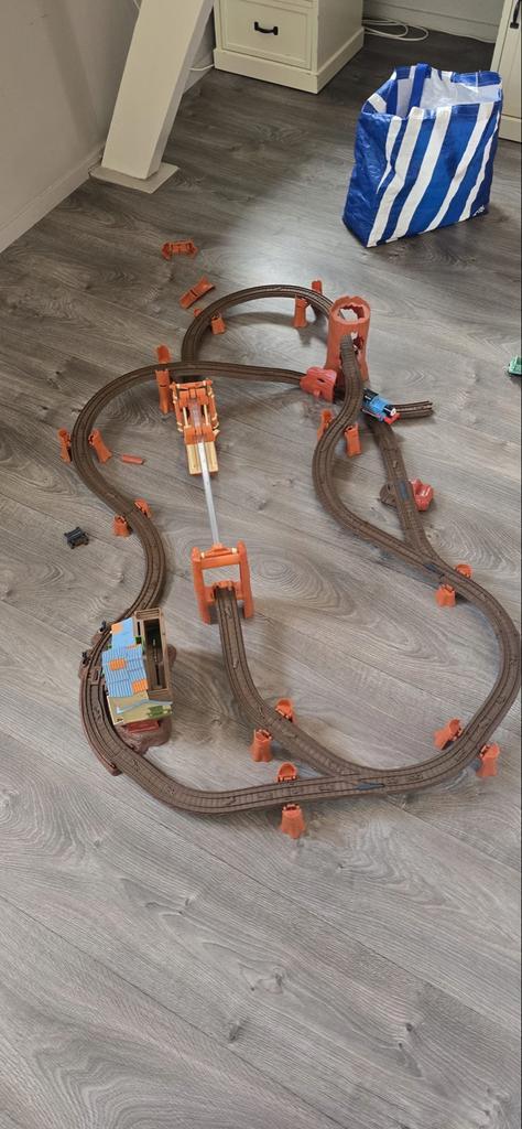 Thomas de Trein - Treinbaan & Treinen, Kinderen en Baby's, Speelgoed | Duplo en Lego, Gebruikt, Duplo, Complete set, Ophalen of Verzenden