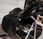 17,5 inch zadel, Ophalen, Zo goed als nieuw, Springen