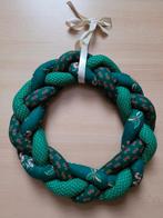 Kerstkrans van gevlochten stof 36 cm rond, Diversen, Kerst, Ophalen of Verzenden, Zo goed als nieuw