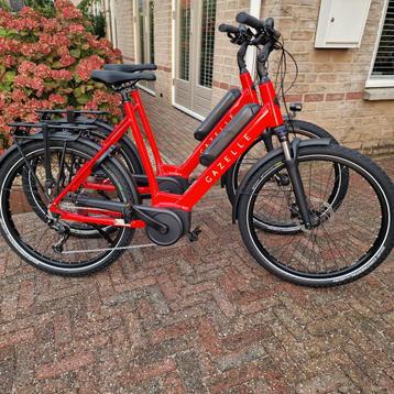 Nieuwe 1 of 2 Gazelle Medeo T9 Bosch midden motor beschikbaar voor biedingen