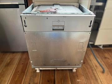 Whirpool Vaatwasmachine beschikbaar voor biedingen