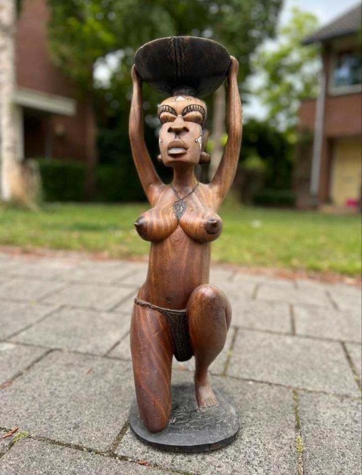Zwaar Ghanees vrouwelijk houtsnijwerk, zwaar scheurvrij., Antiek en Kunst, Kunst | Beelden en Houtsnijwerken, Ophalen of Verzenden