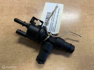 Tank ontluchtingsventiel BMW F10-F11 520I 13907643106 beschikbaar voor biedingen