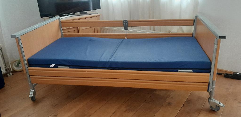 TE KOOP Hoog laag ziekenhuisbed, Diversen, Ophalen, Gebruikt