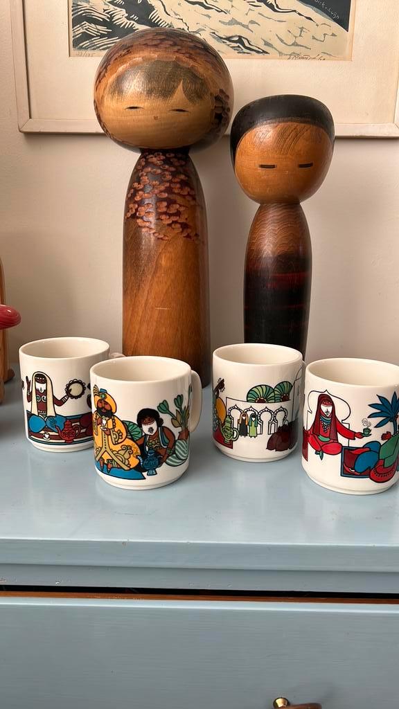 4 vintage Van Nelle mokken bekers, Huis en Inrichting, Keuken | Servies, Kop(pen) en/of Schotel(s), Overige stijlen, Ophalen of Verzenden