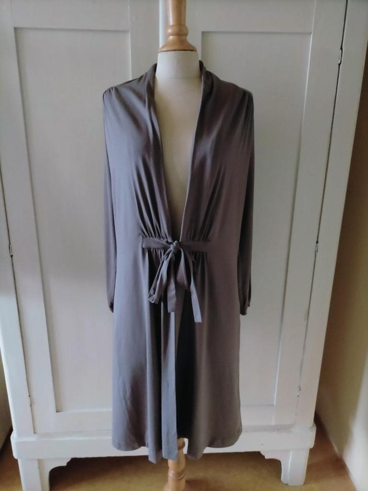 Yaya lang grijs vest L met strikceintuur - viscose elastaan, Kleding | Dames, Truien en Vesten, Zo goed als nieuw, Maat 42/44 (L)