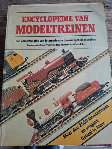 Encyclopedie van Modeltreinen in zeer nette staat. beschikbaar voor biedingen