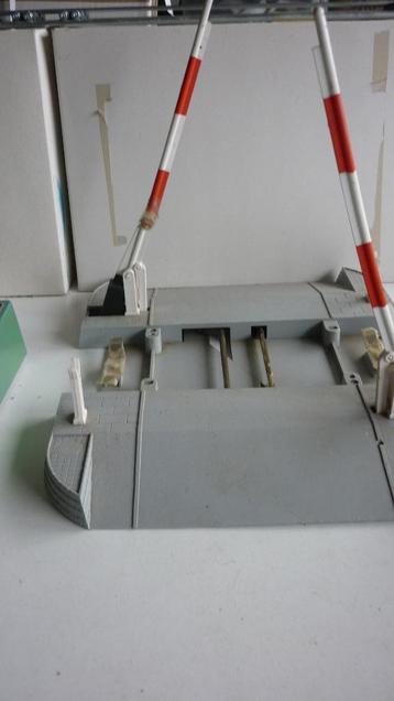 LGB overweg 5065 beschikbaar voor biedingen