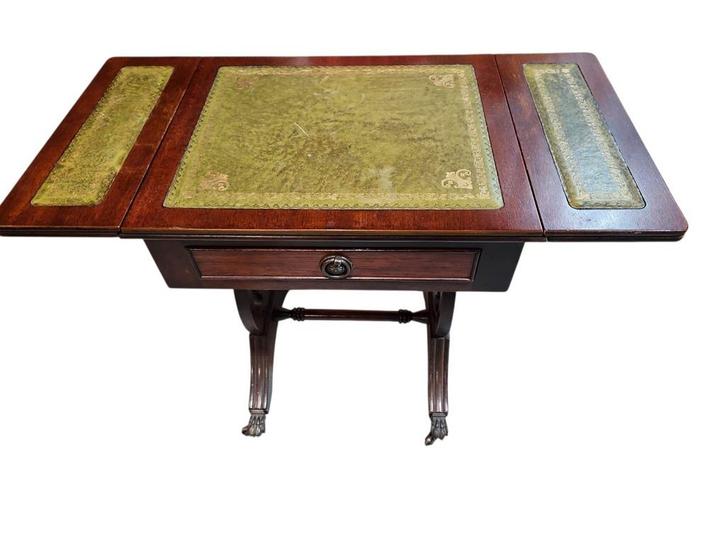 Antiek Tafeltje met Groen Lederen Inleg, Antiek en Kunst, Antiek | Meubels | Tafels, Ophalen