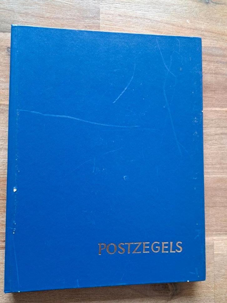 Wereldzegels - Diverse Landen, Postzegels en Munten, Postzegels | Volle albums en Verzamelingen, Nederland en Buitenland, Ophalen of Verzenden