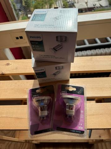 2 armaturen + lampen beschikbaar voor biedingen