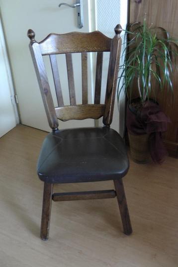 Vintage stoel van Pynock met bruine leren zitting beschikbaar voor biedingen