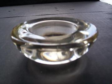 KANDELAAR glas Ikea? rond (wxh:) 7,6 × 2,4 cm. Kaarsenhouder beschikbaar voor biedingen