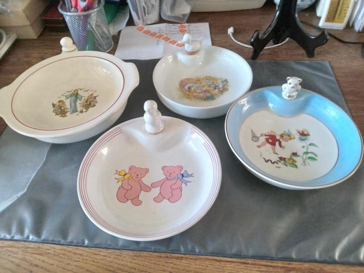 Te koop mooie oude warmhoud bordjes voor kinderen, Antiek en Kunst, Antiek | Servies los, Ophalen of Verzenden