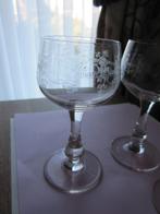 Drie mooie antieke portoglazen - pantographed fries, Verzenden